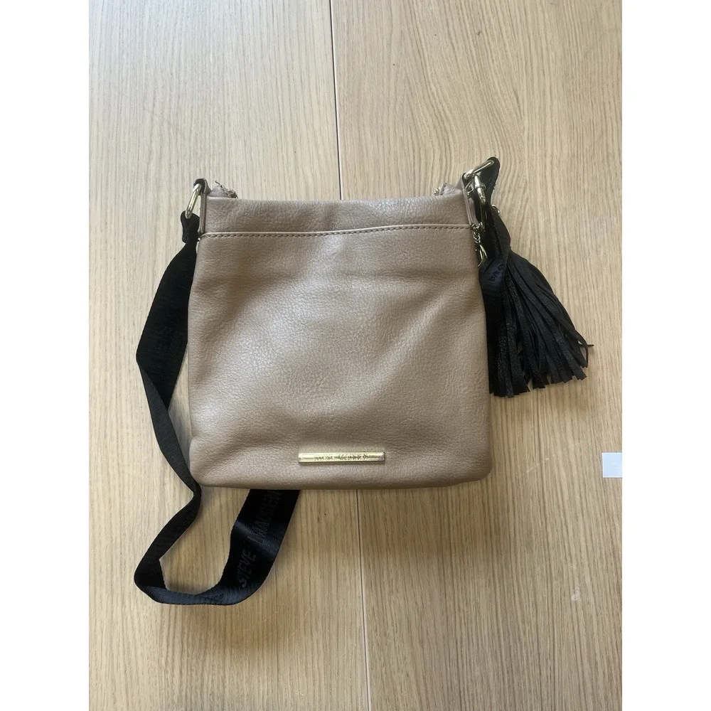 Steve Madden Taupe Embossed Logo Crossbody Bag Tassel Black Strap Gold Hardware